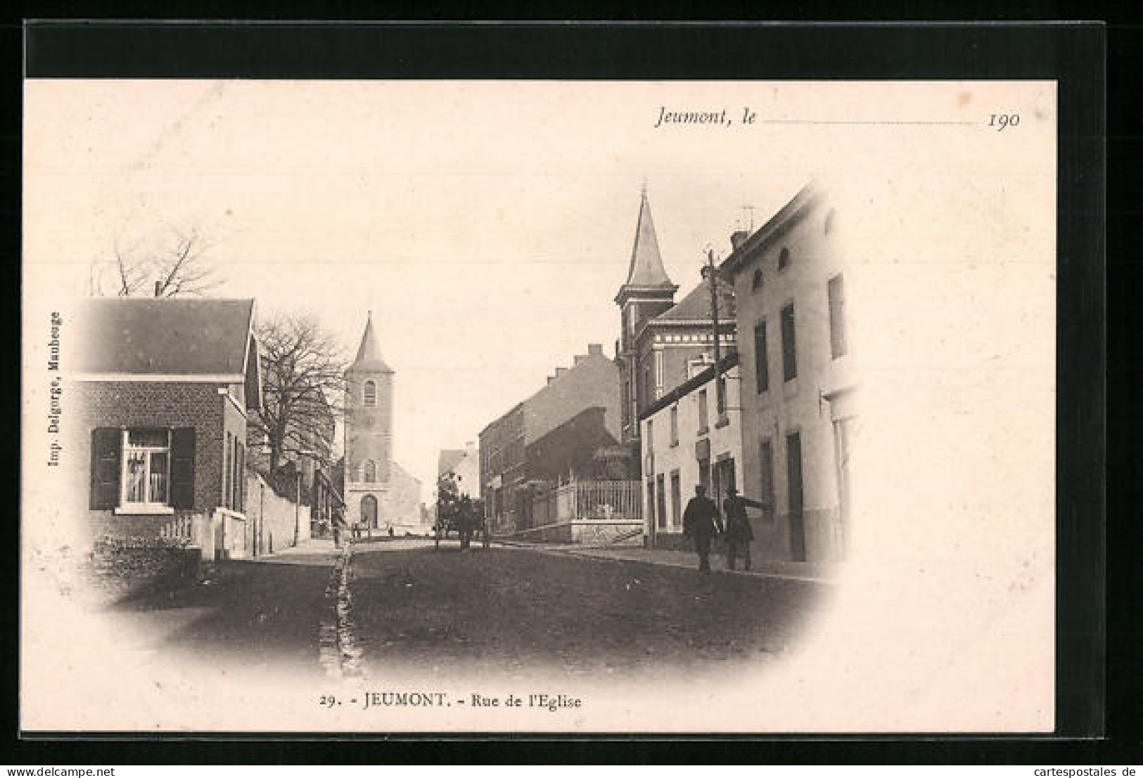 CPA Jeumont, Rue De L`Eglise, Vue De La Rue  - Jeumont