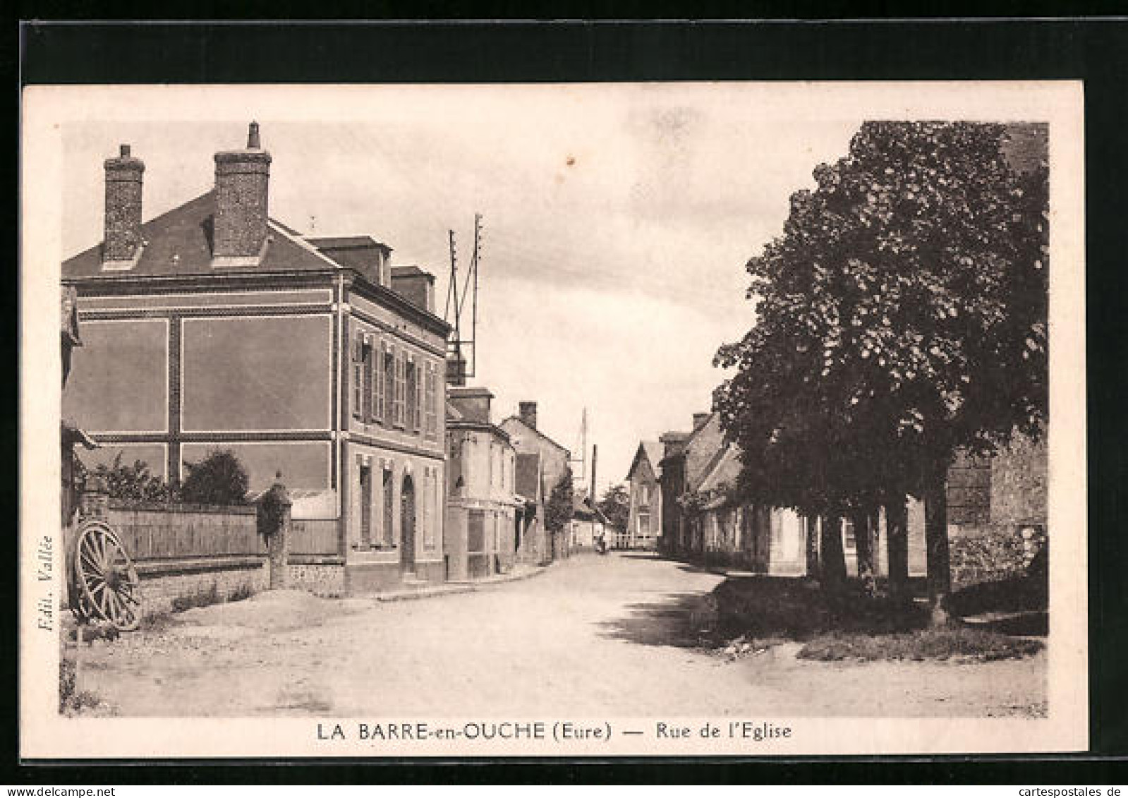 CPA La Barre-en-Ouche, Rue De L`Eglise  - Other & Unclassified