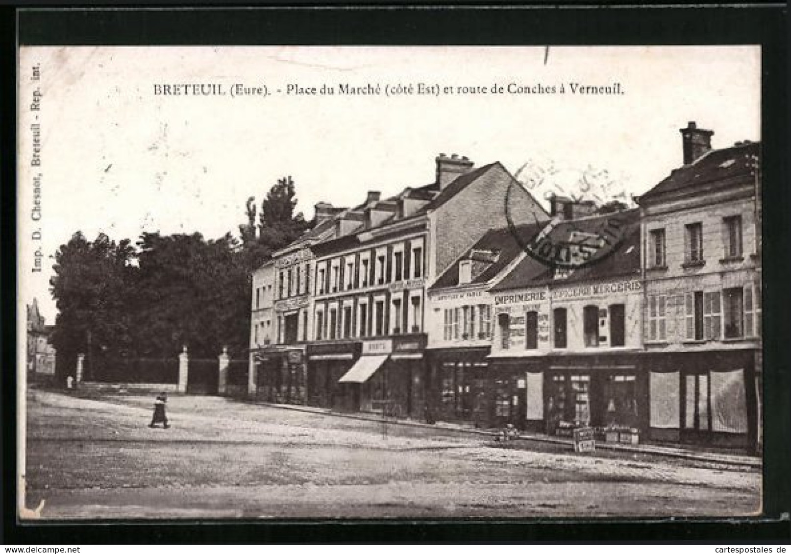 CPA Breteuil-sur-Iton, Place Du Marché Et Route De Conches à Verneuil  - Verneuil-sur-Avre