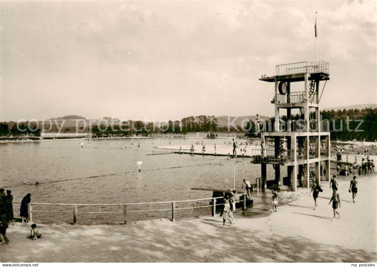 73862408 Grossschoenau Sachsen Waldstrandbad Sprungturm Groesstes Freibad Der DD - Grossschönau (Sachsen)