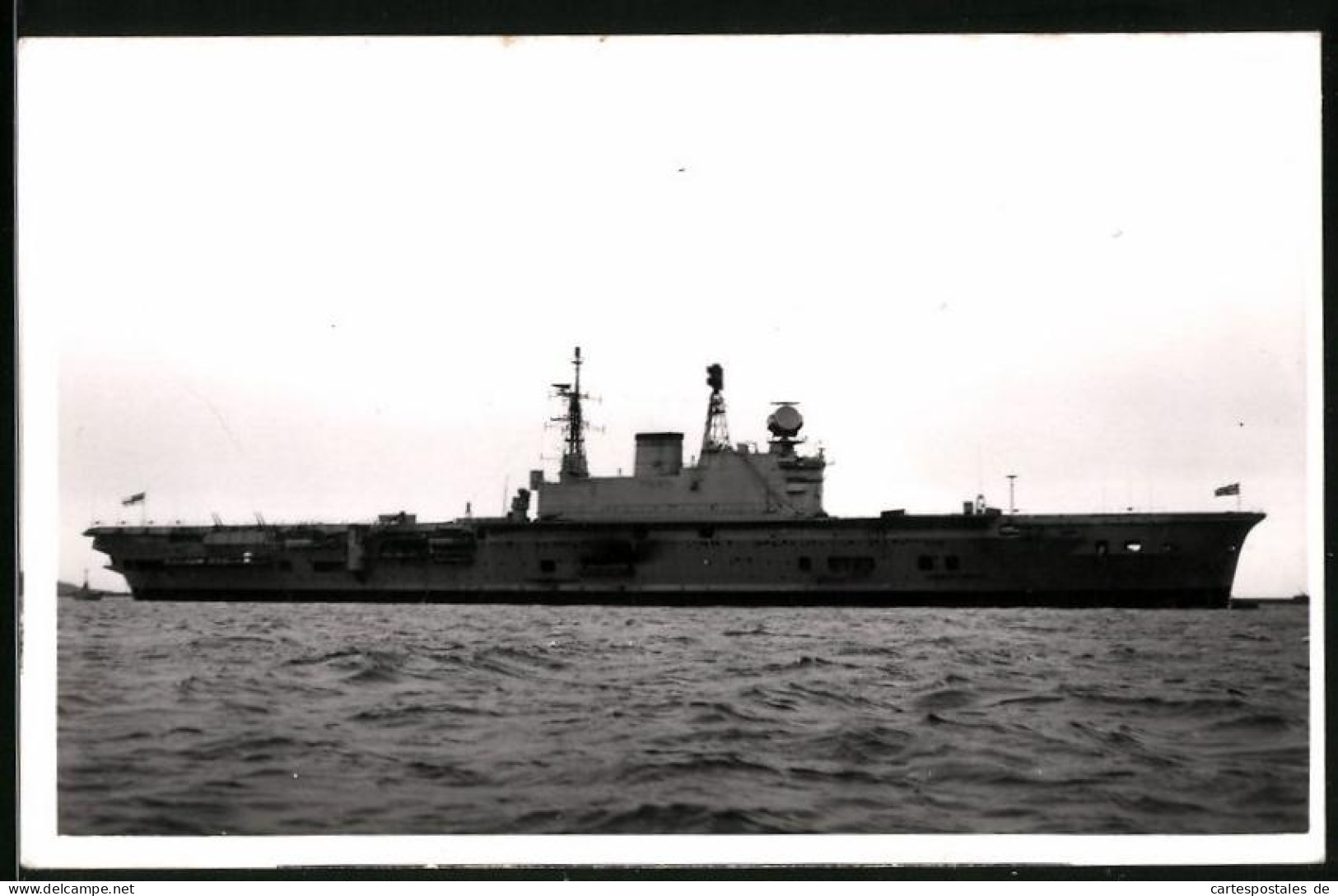 Fotografie Kriegsschiff Flugzeugträger HMS Eagle Der British Royal Navy  - Schiffe