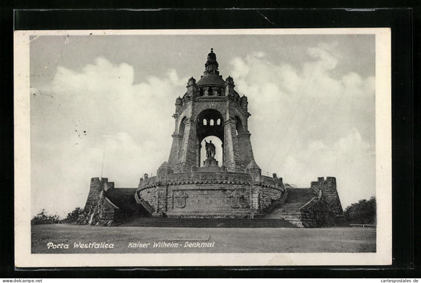 AK Porta Westfalica, Blick Von Vorne Auf Das Kaiser Wilhelm-Denkmal  - Autres & Non Classés