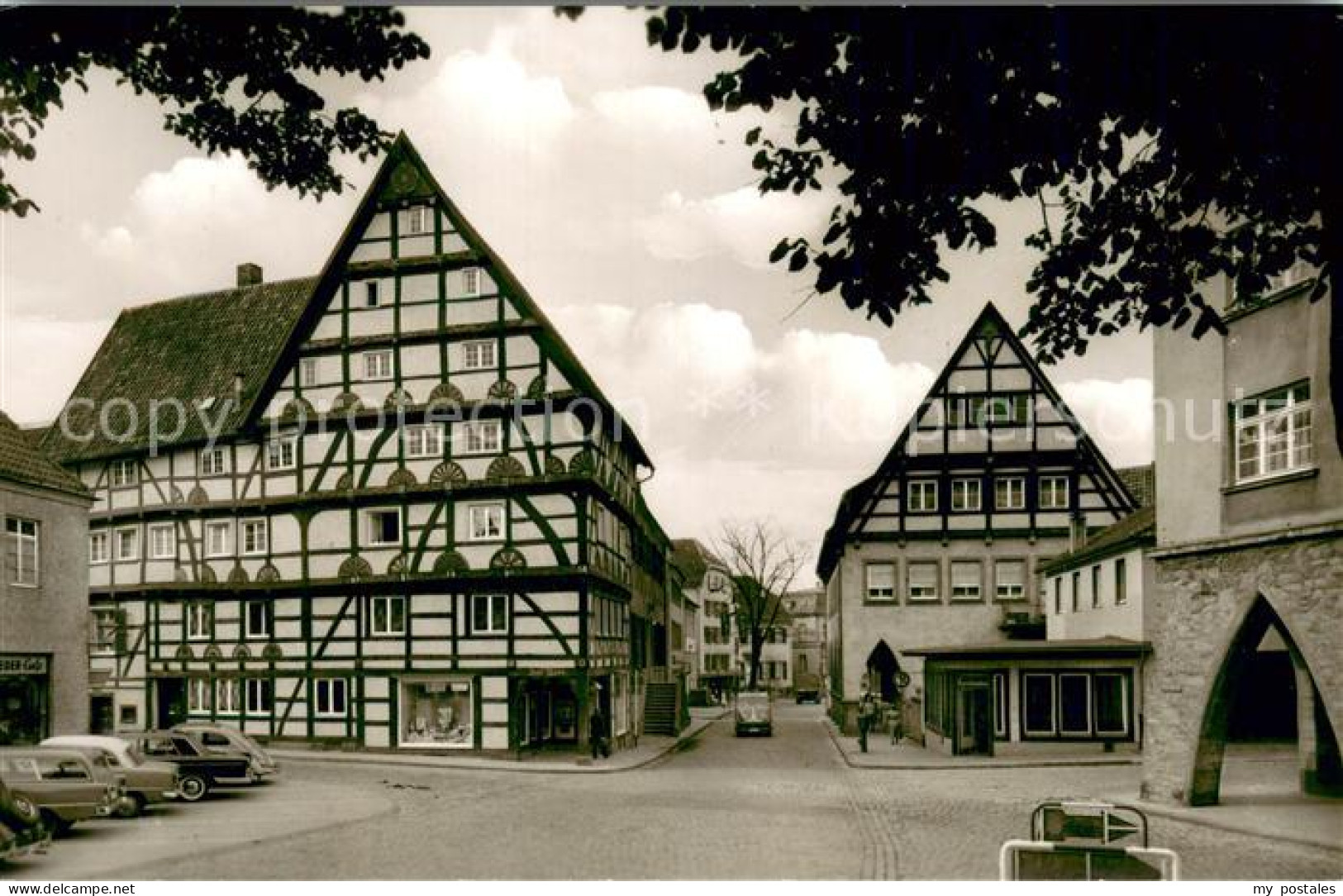 73703918 Soest DE NRW Am Freiligrathhaus Fachwerkhaus Und Autos  - Soest