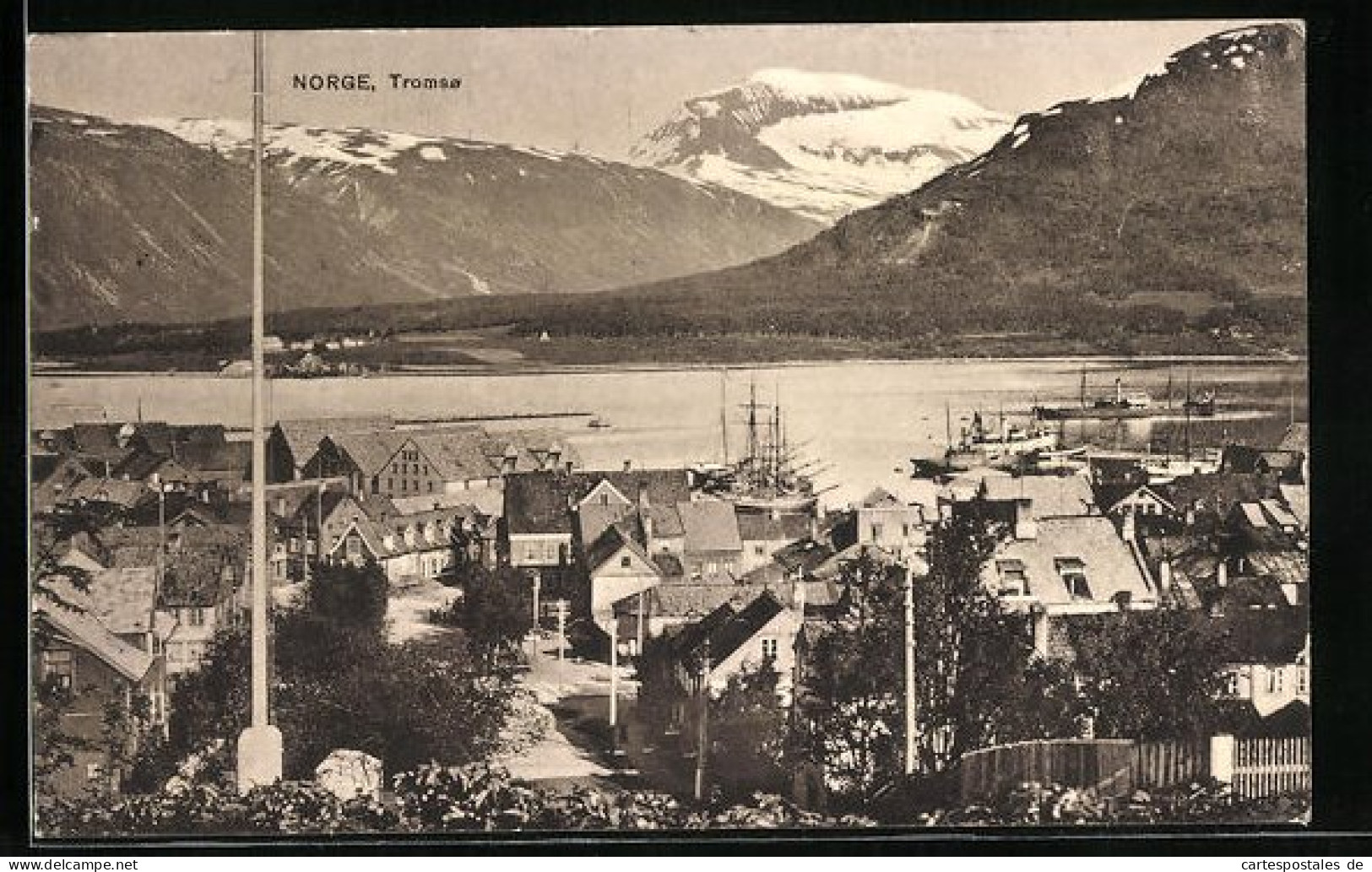 AK Tromso, Teilansicht Mit Hafen  - Norvège