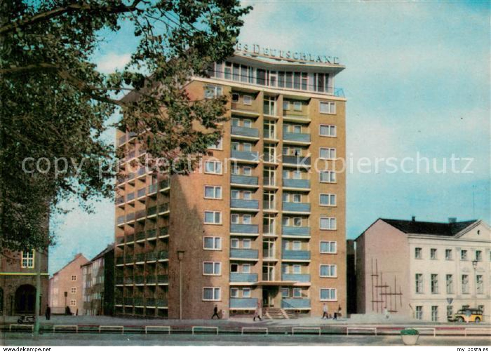 73686980 Rostock Neues Deutschland Hochhaus  - Rostock