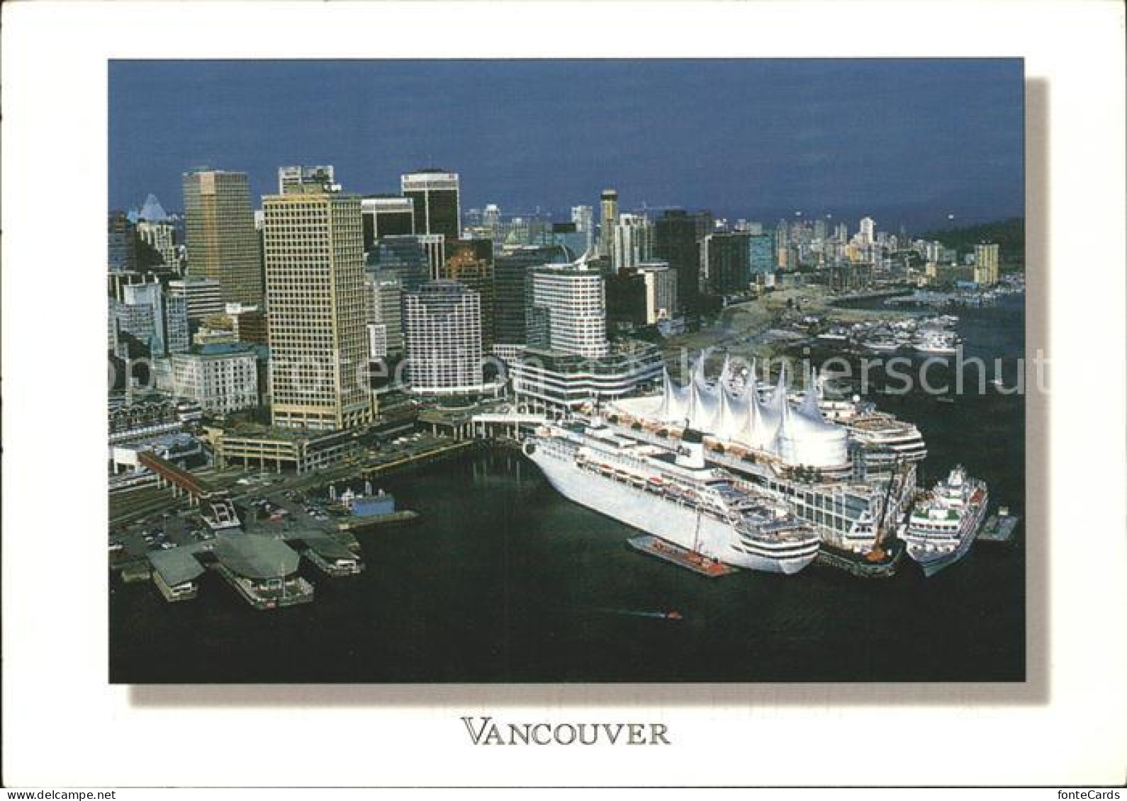 72141255 Vancouver British Columbia The Aerial View Features The Coal Harbour Wa - Ohne Zuordnung