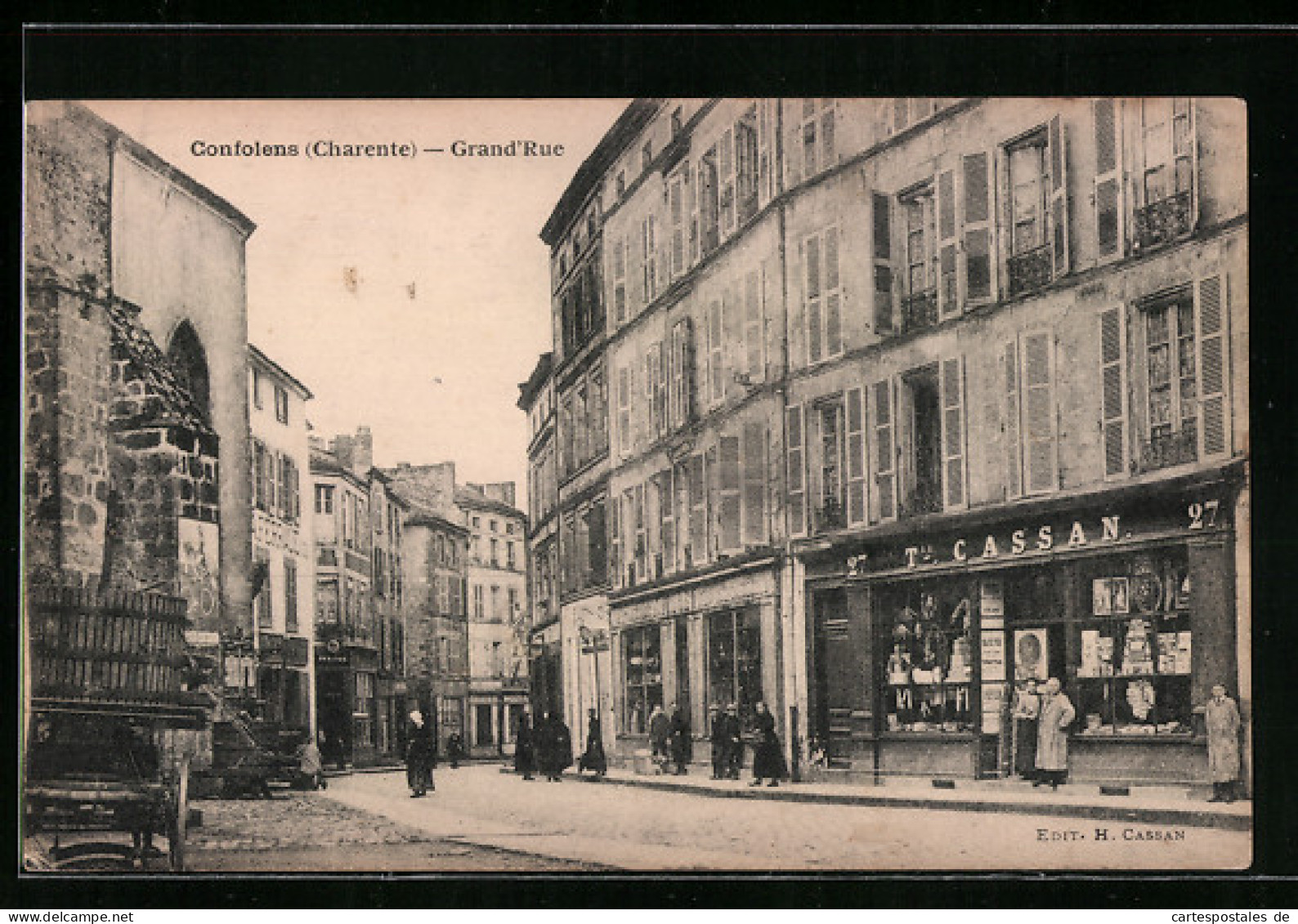 CPA Confolens, Charente, Grand`Rue  - Confolens