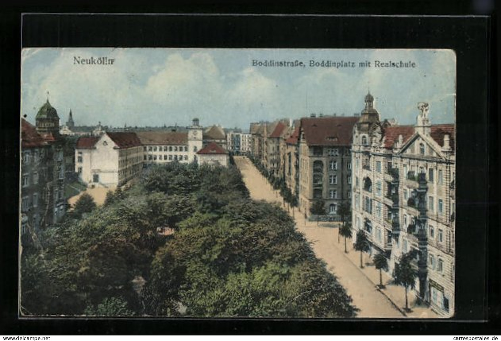 AK Berlin-Neukölln, Boddinstrasse Mit Boddinplatz Und Realschule Aus Der Vogelschau  - Neukoelln
