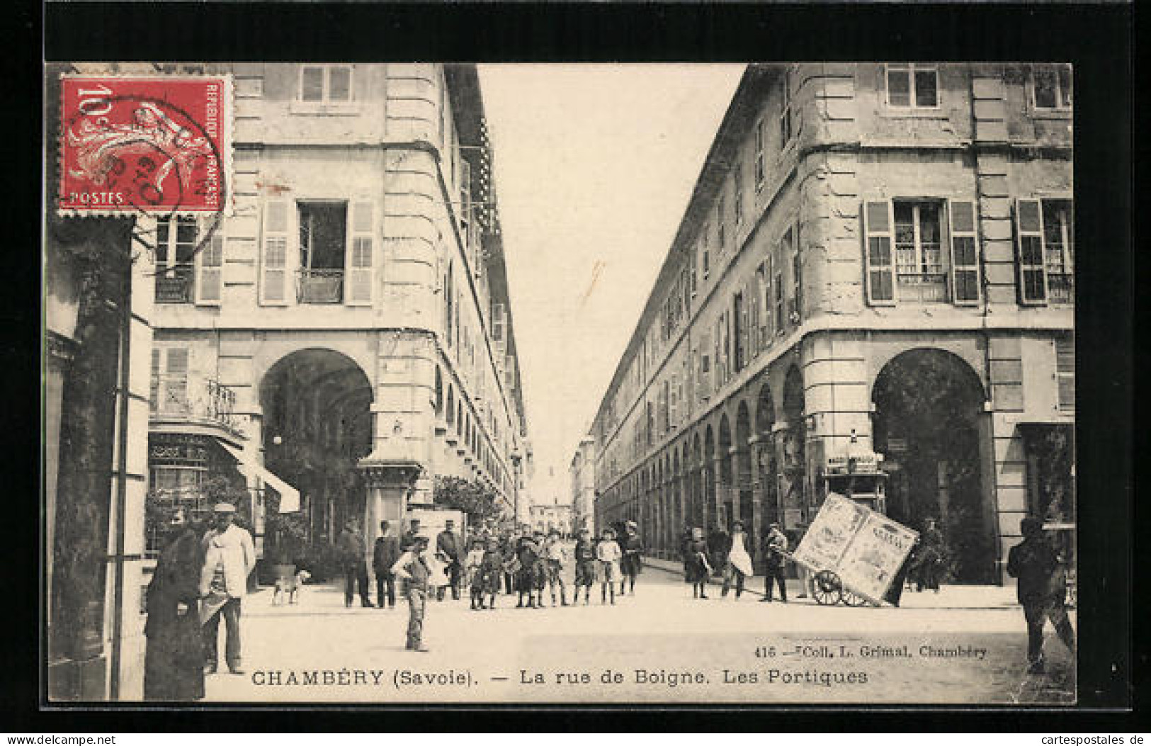 CPA Chambéry, La Rue De Boigne, Les Portiques  - Other & Unclassified