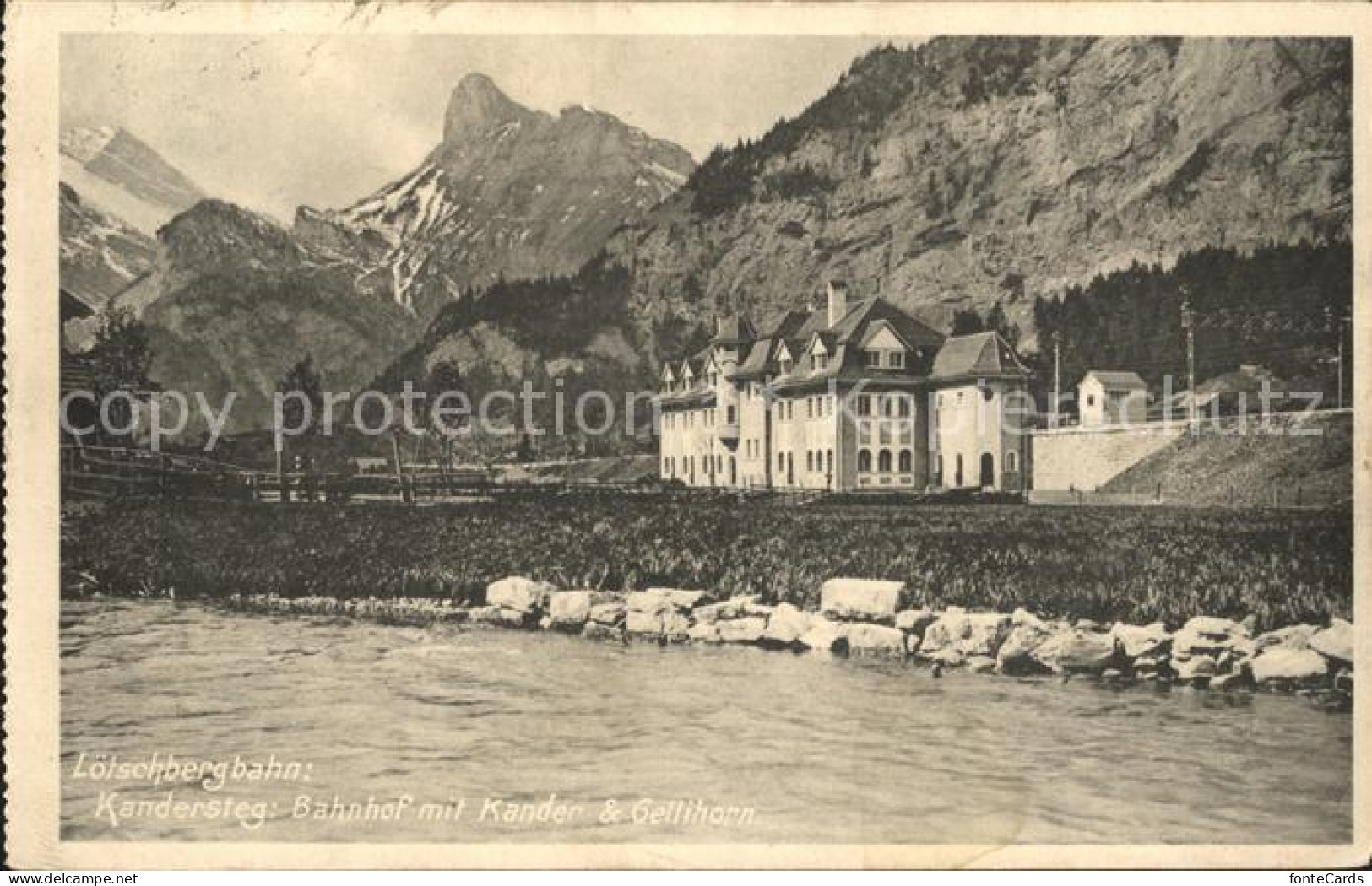 12055574 Kandersteg BE Bahnhof Der Loetschbergbahn Mit Kander Und Gellihorn Kand - Other & Unclassified