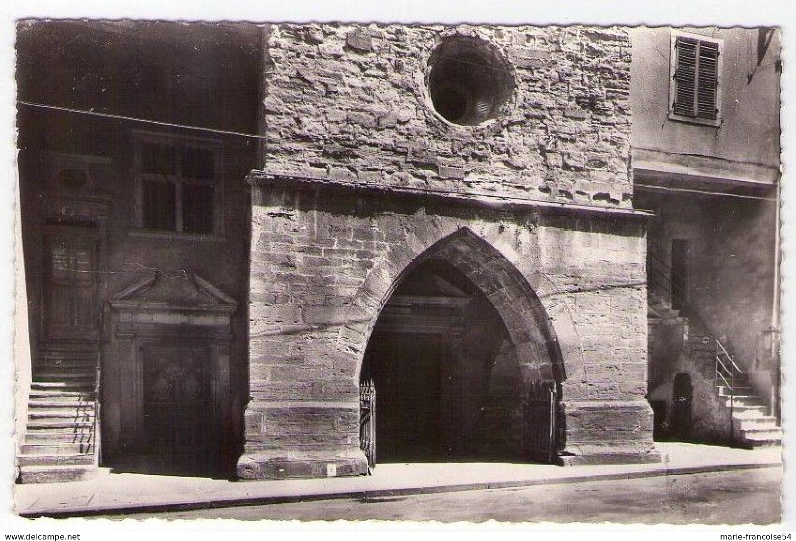 MIRECOURT - Portail De L'église - Mirecourt