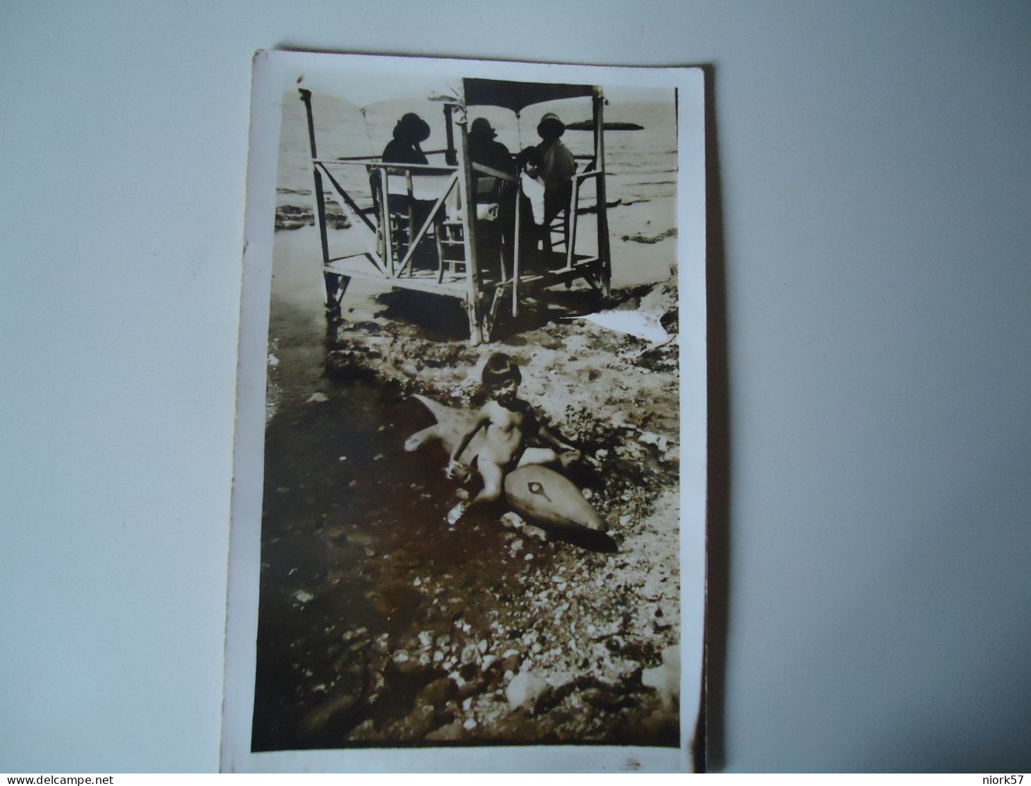 GREECE      PHOTO POSTCARDS 1928  ΣΤΗΝ ΠΑΡΑΛΙΑ ΟΙΚΟΓΕΝΕΙΑ  MORE PURHASES 10% DISCOUNT - Griekenland