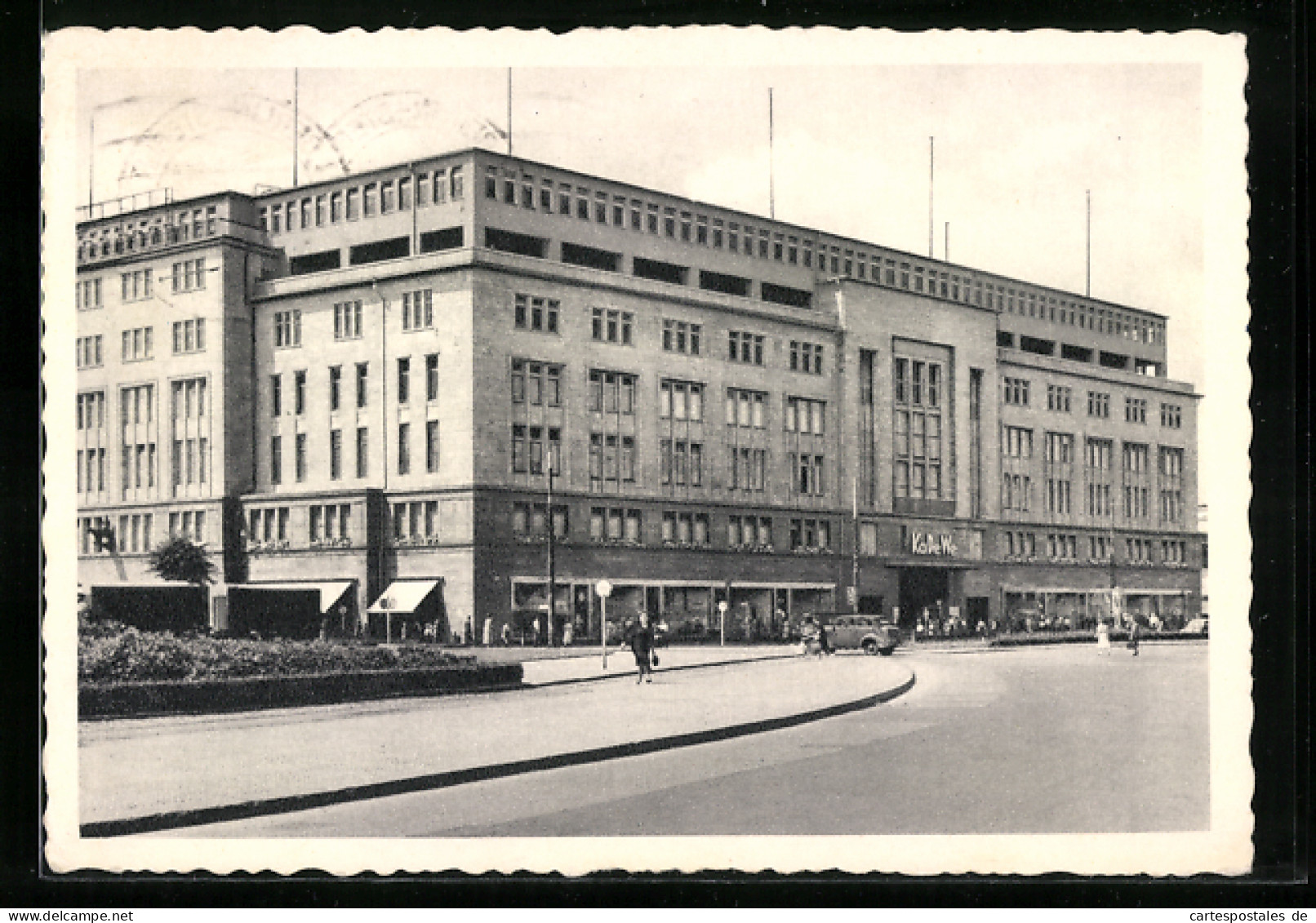 AK Berlin-Charlottenburg, KaDeWe, Am Kaufhaus Der Weltstadt  - Charlottenburg