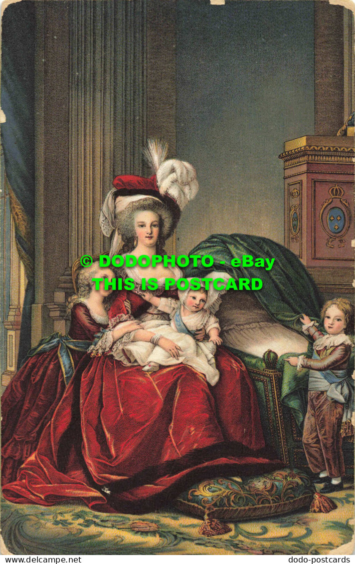 R557215 Paris. Marie Antoinette And Her Children. Lebrun. Misch. World Galleries - Mundo