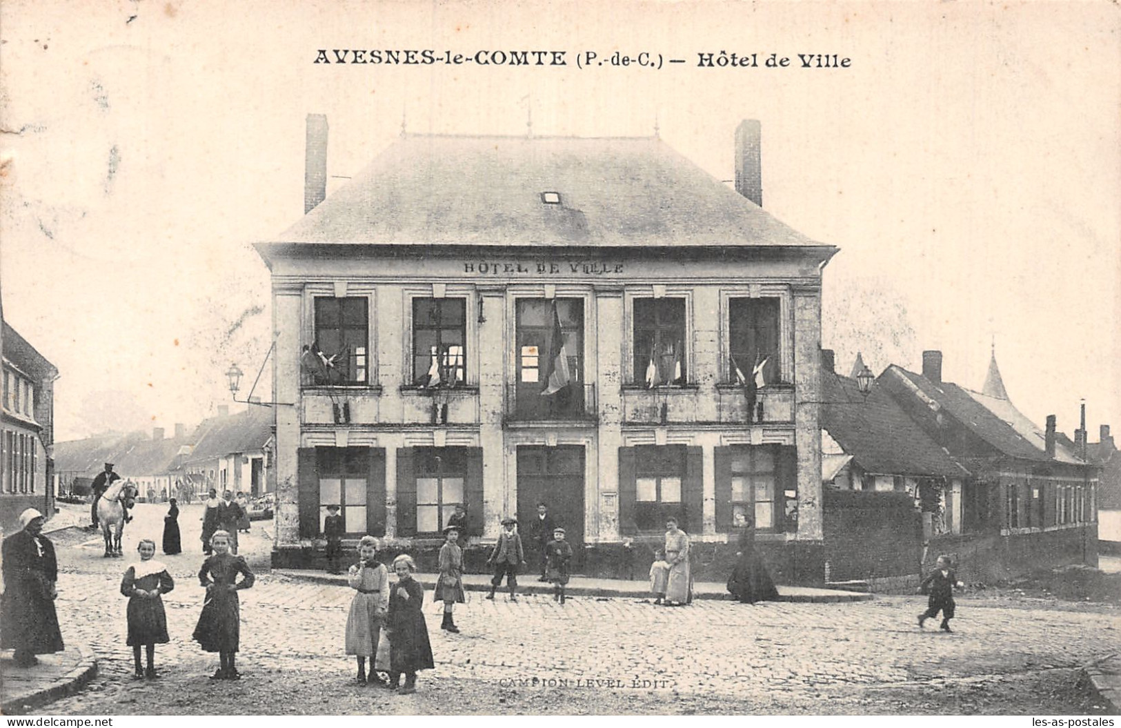 62 AVESNES LE COMTE L HOTEL DE VILLE - Avesnes Le Comte