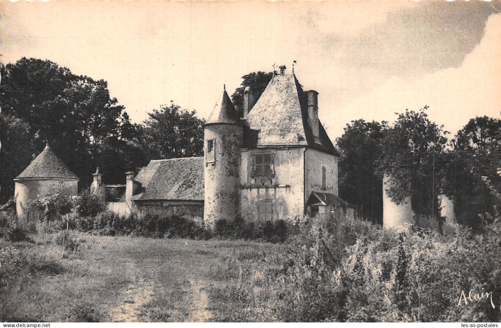 18 MASSAY LE CHÂTEAU DE LA MOTTE D YORS - Massay