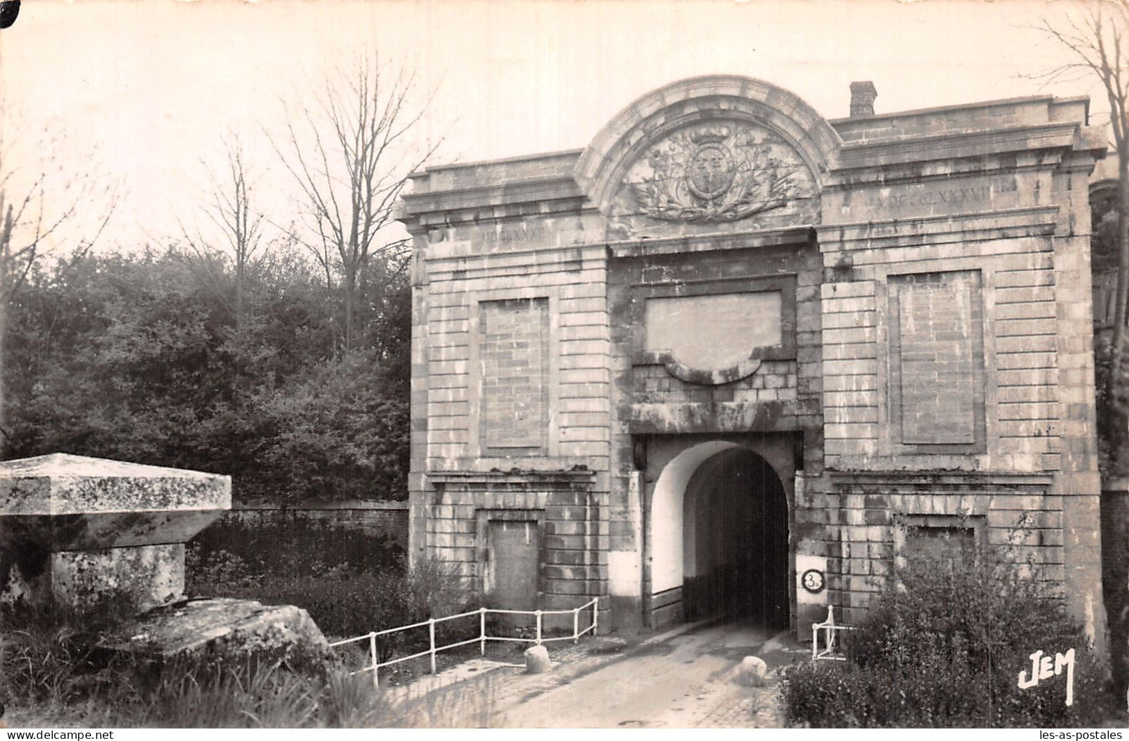 59 MAUBEUGE LA PORTE DE MONS - Maubeuge