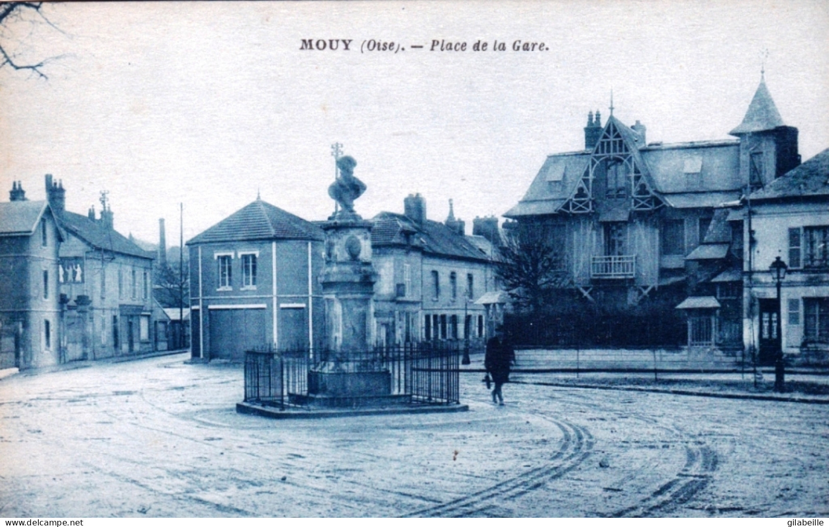 60 - Oise -  MOUY - Place De La Gare - Mouy