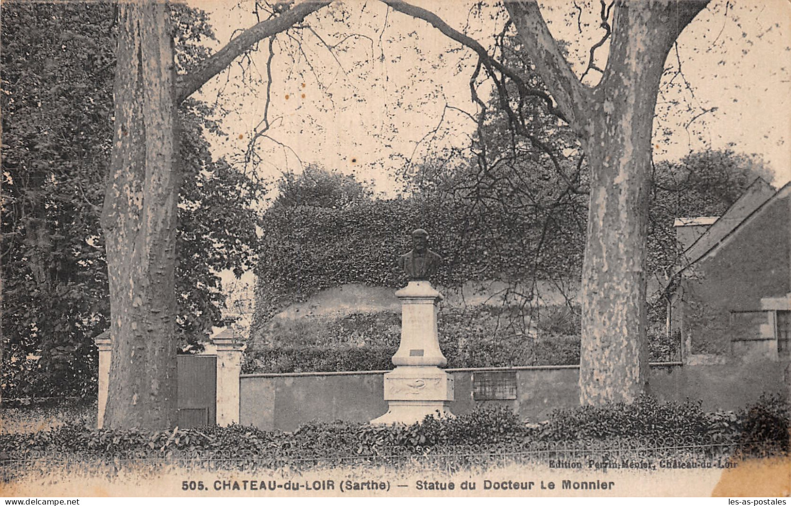 72 CHÂTEAU DU LOIR STATUE DU DOCTEUR LE MONNIER - Chateau Du Loir