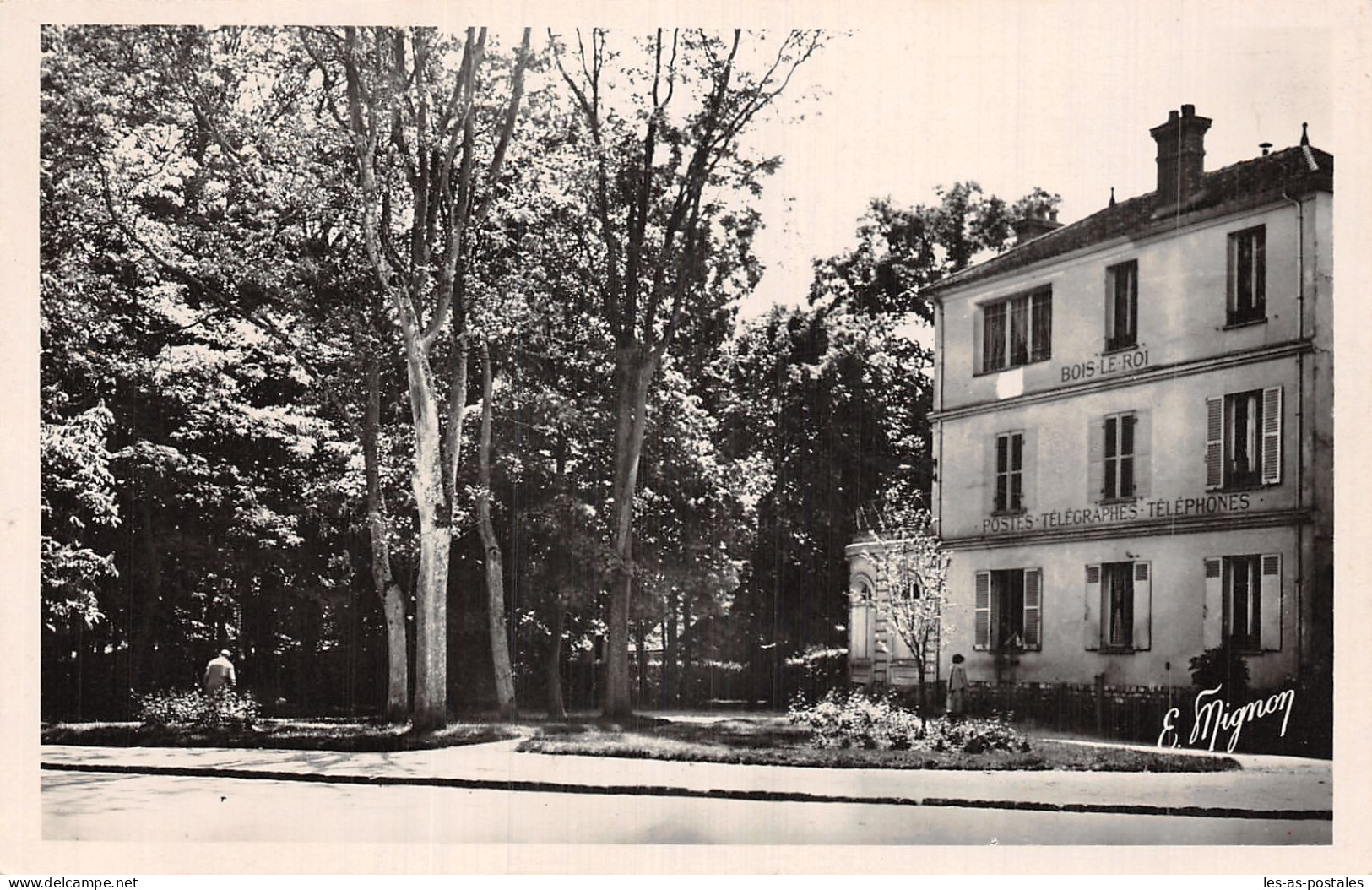 77 BOIS LE ROI SQUARE DE LA POSTE - Bois Le Roi