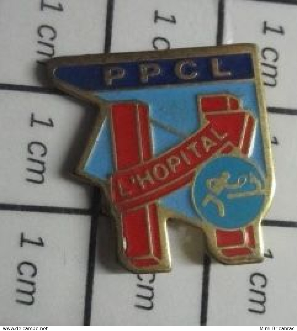 3617 Pin's Pins / Beau Et Rare / SPORTS / TENNIS DE TABLE PING PONG CLUB PPCL L'HOPITAL - Tischtennis