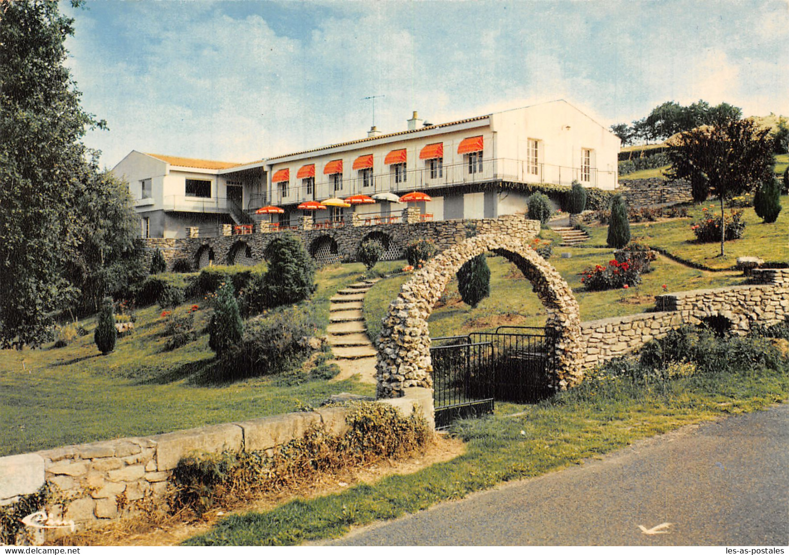 72 ST AUBIN DES ORMEAUX AUBERGE DES ARCADES - Andere & Zonder Classificatie