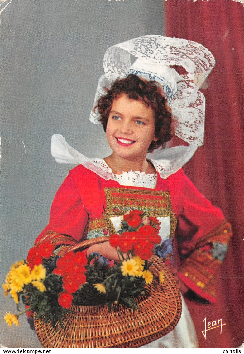 29-QUIMPERLE FOLKLORE COSTUME-N° 4442-A/0375 - Quimperlé