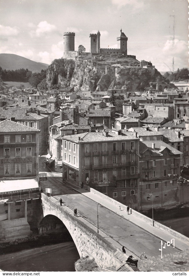 09-FOIX LE CHATEAU ET L HOSTELLERIE-N° 4444-B/0143 - Foix