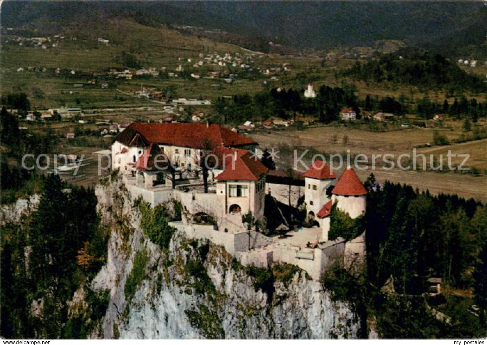 73677828 Bled Schloss Fliegeraufnahme Bled - Slovenia