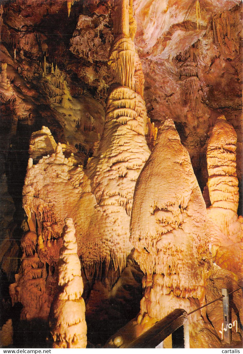 48-MEYRUEIS GROTTE DE DARGILAN-N° 4452-B/0017 - Meyrueis