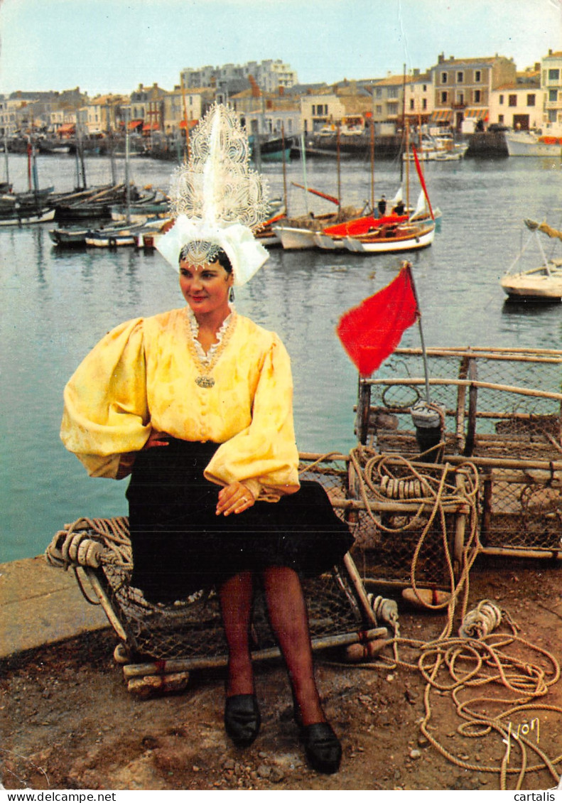 85-LES SABLES D OLONNE FOLKLORE-N° 4453-A/0019 - Sables D'Olonne