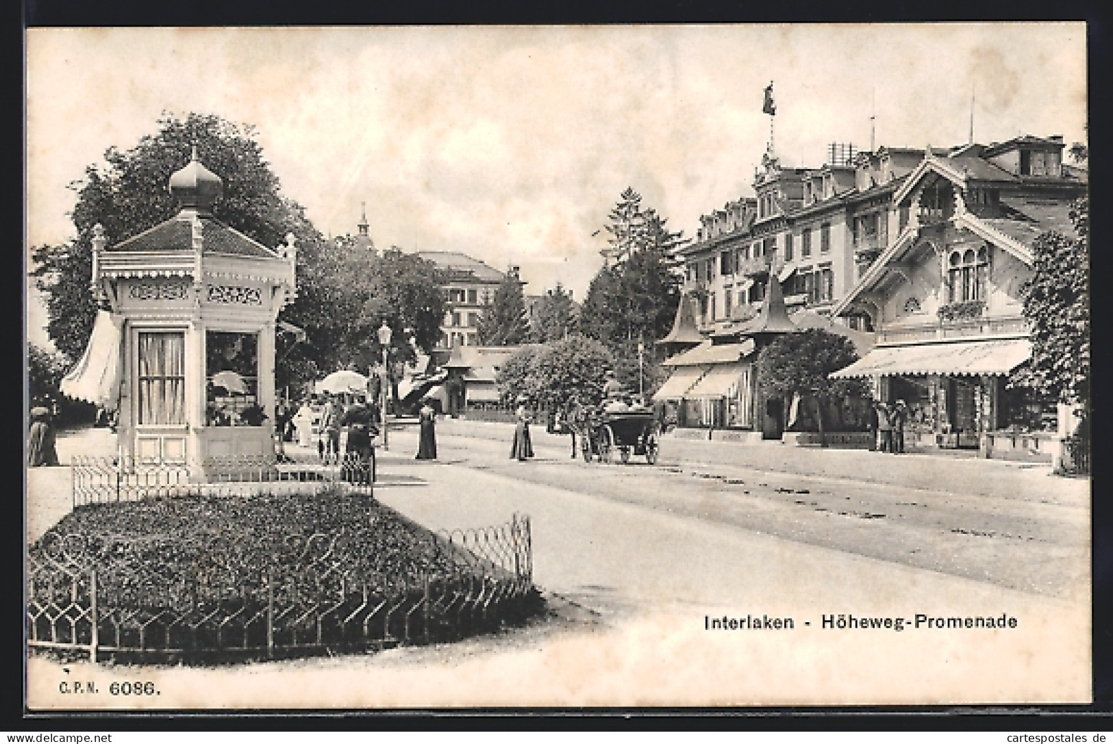 AK Interlaken, Höheweg-Promenade Mit Pavillon  - Interlaken