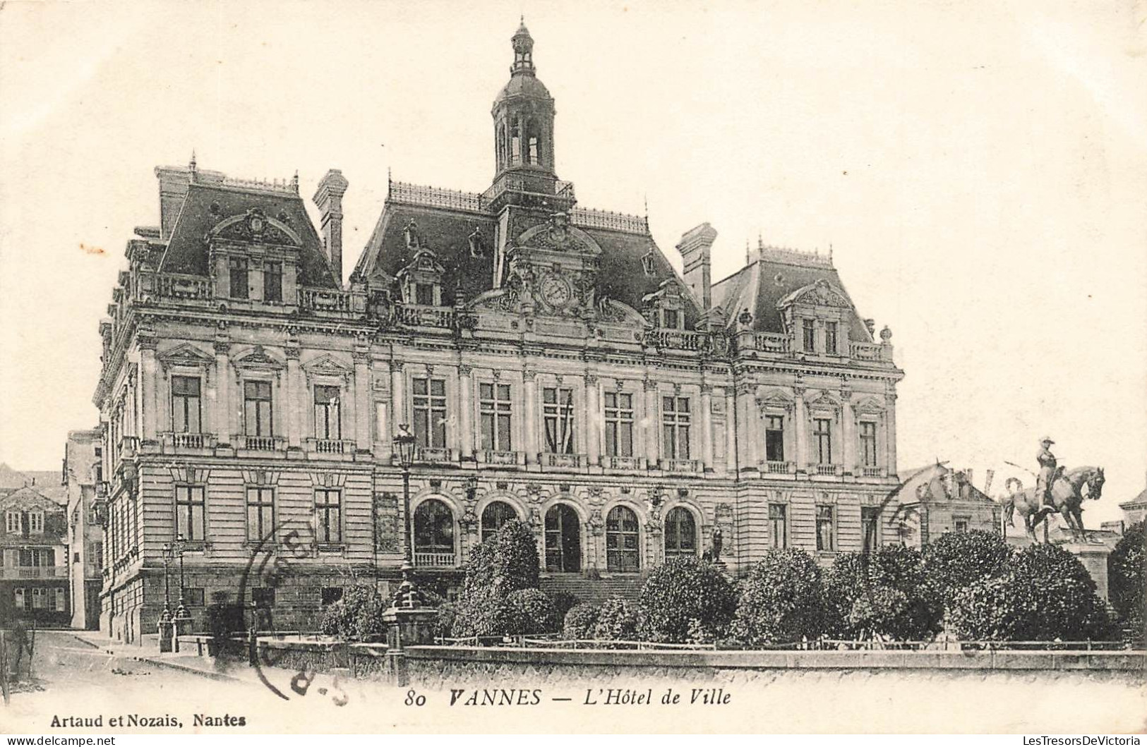 FRANCE - Vannes - L'Hôtel De Ville - Vue à L'intérieur - Vue Générale - Carte Postale Ancienne - Vannes
