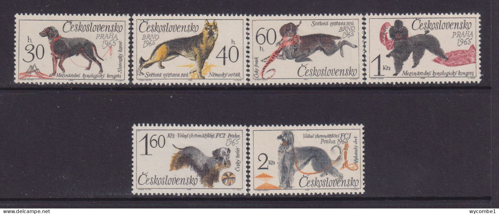 CZECHOSLOVAKIA  - 1965 Dogs Set Never Hinged Mint - Unused Stamps