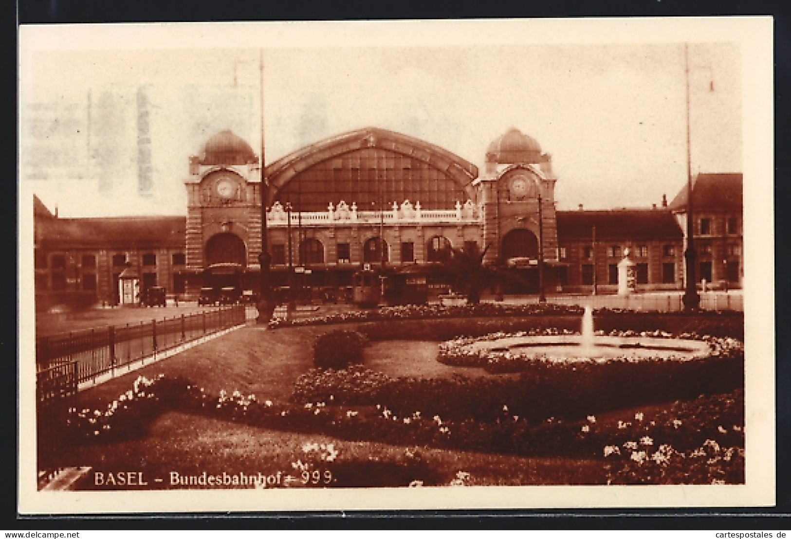 AK Basel, Bundesbahnhof Mit Springbrunnen  - Bâle