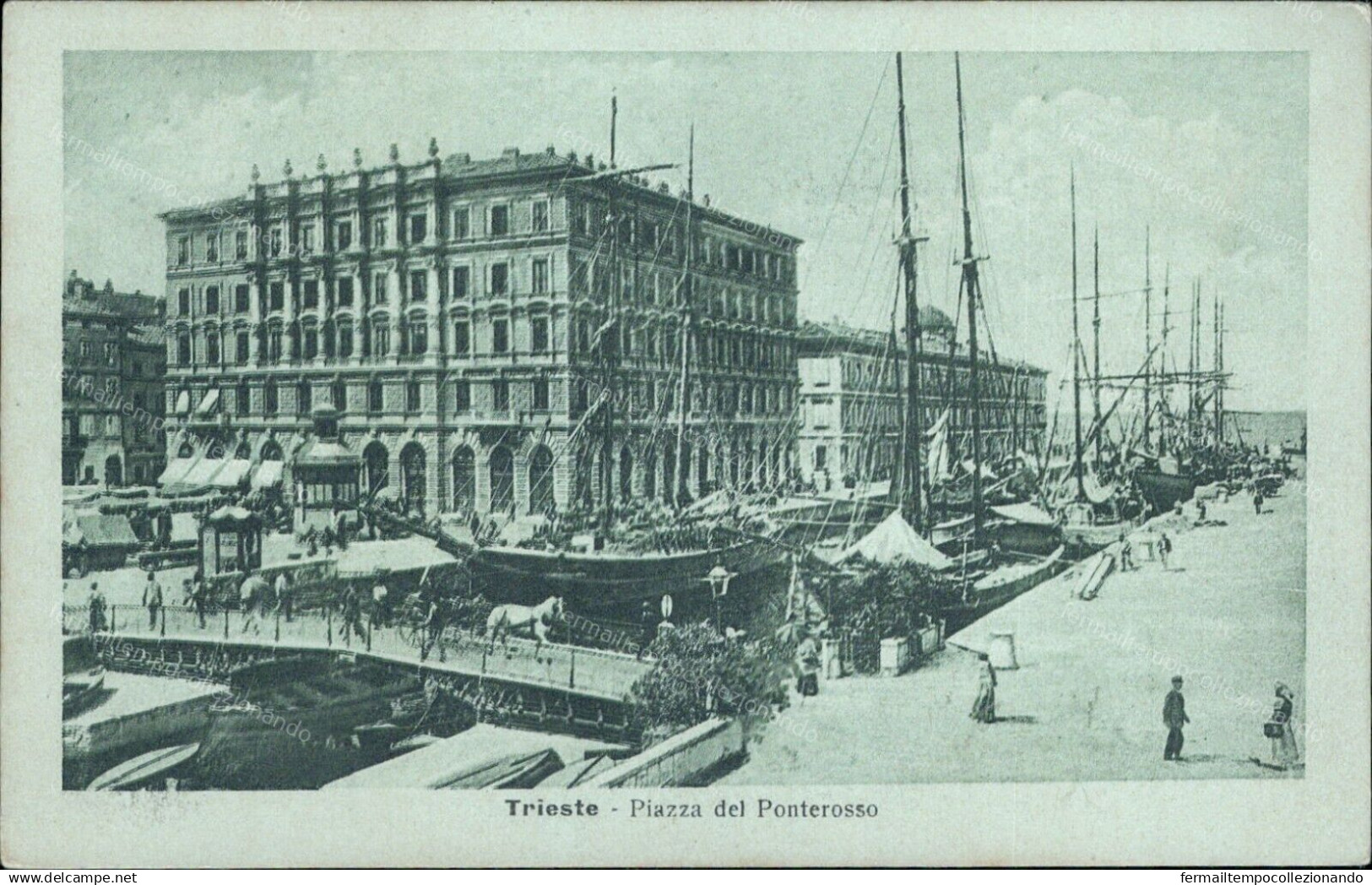 Bu620 Cartolina  Trieste Citta'  Piazza Del Ponterosso  Friuli - Trieste