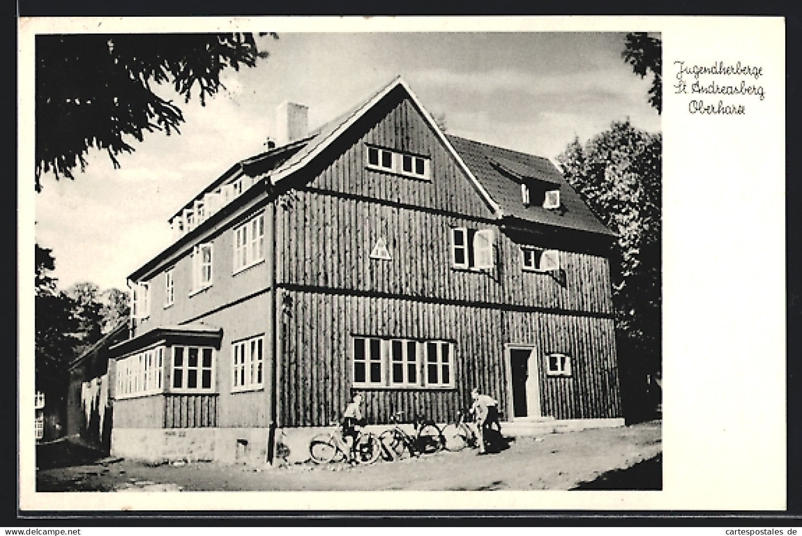 AK St. Andreasberg /Oberharz, Zwei Kinder Mit Fahrrädern Vor Jugendherberge  - St. Andreasberg