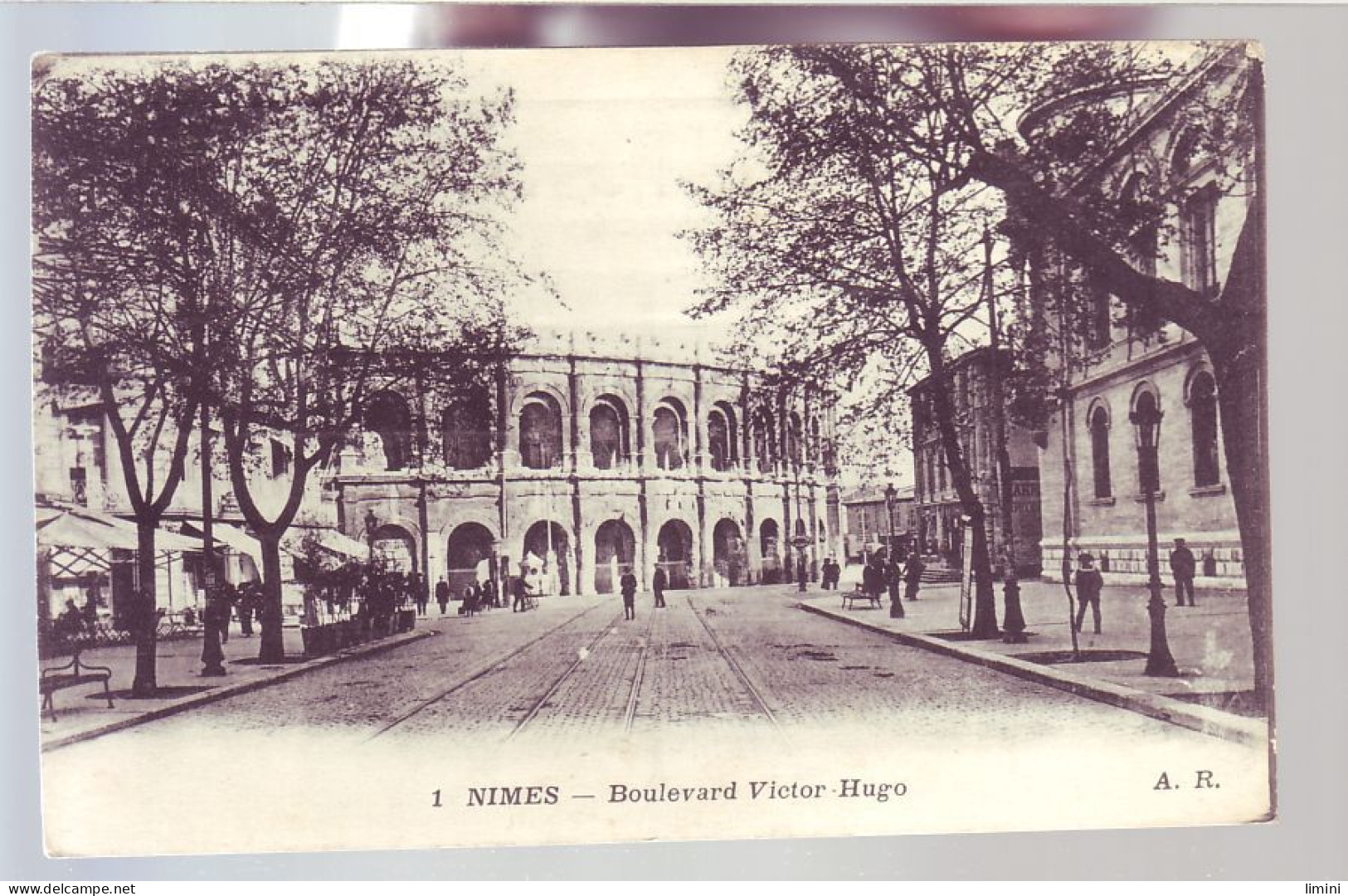 30 - NIMES - BOULEVARD VICTOR-HUGO - ANIMÉE -  - Nîmes