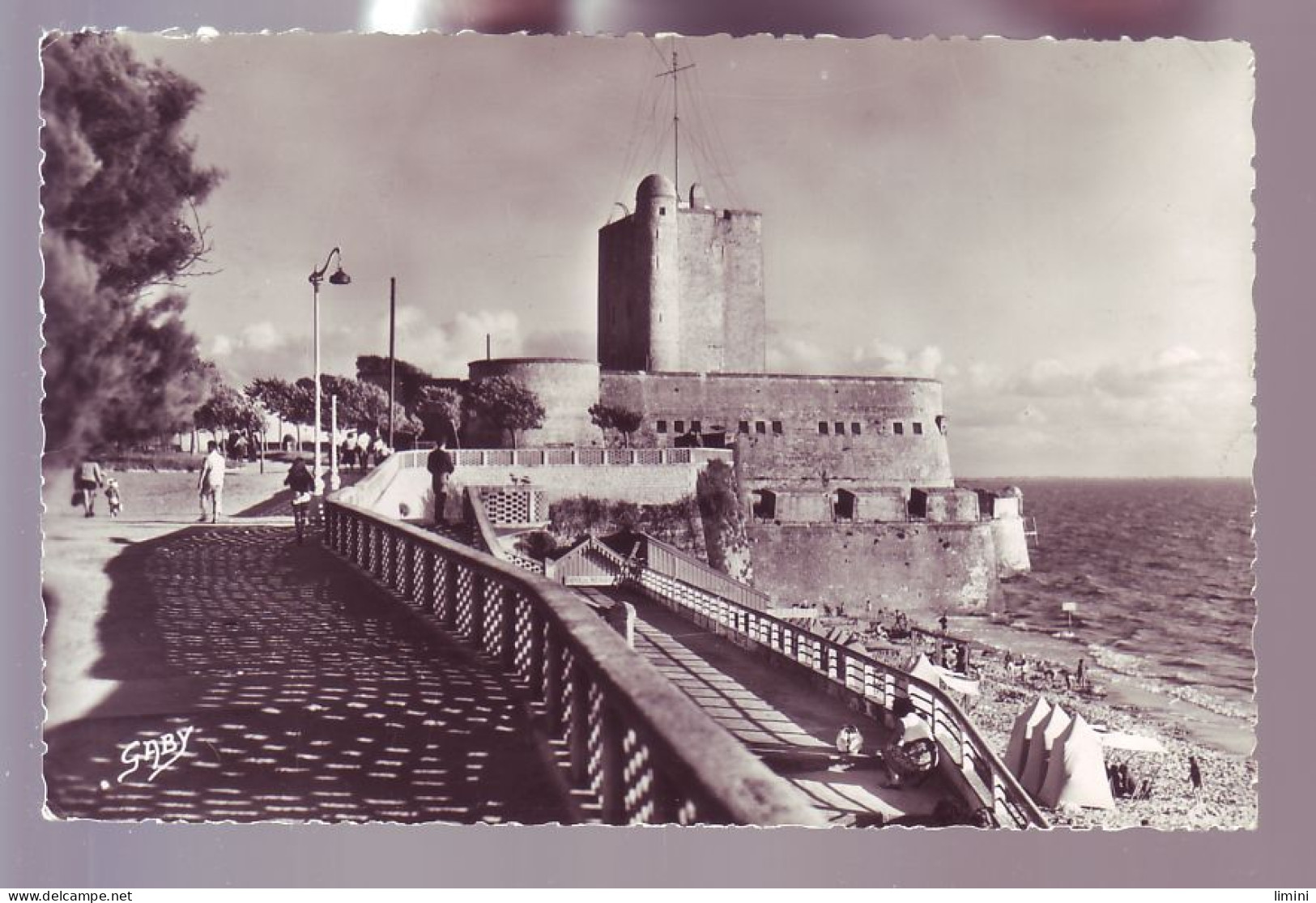 17 - FOURAS - LE SÉMAPHORE - ANIMÉE -  - Fouras-les-Bains