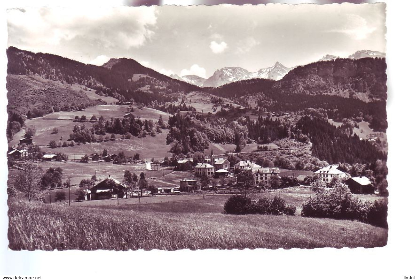 74 - SAINT-JEAN-de-SIXT - VUE GÉNÉRALE ET LA CHAINE DES ARAVIS -  - Sixt-Fer-à-Cheval