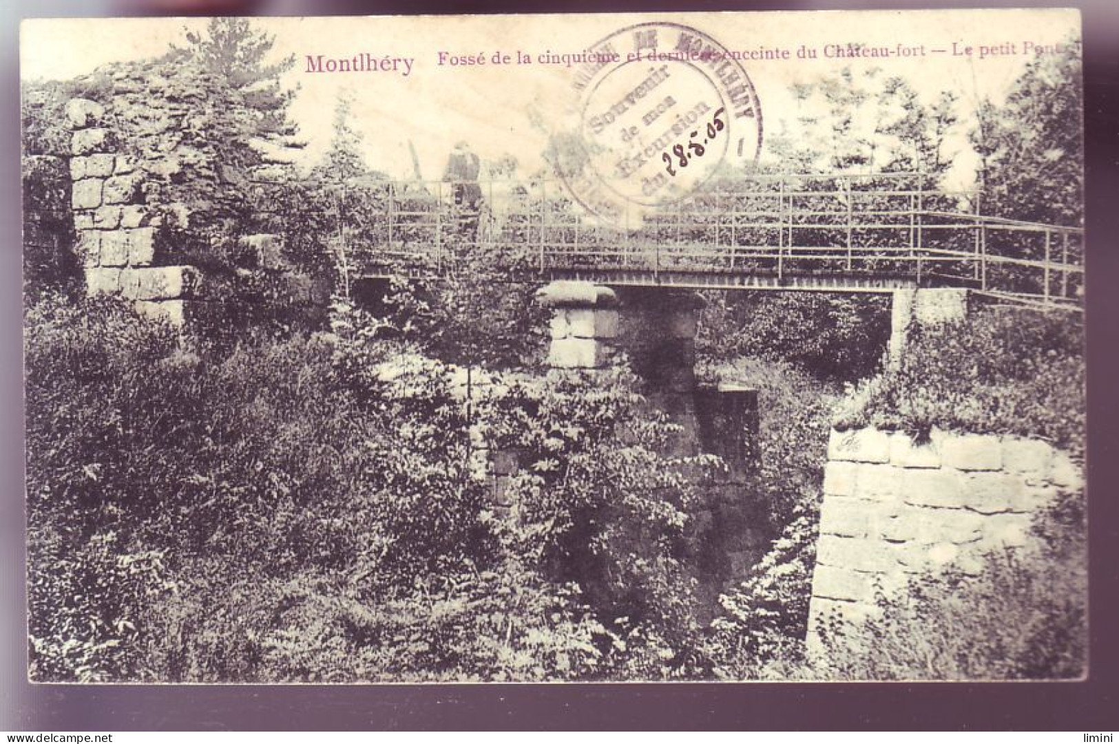 91 - MONTLHERY - FOSSE DE LA CINQUIEME ET DERNIERE ENCEINTE DU CHATEAU-FORT - LE PETIT PONT - ANIMÉE -  - Montlhery