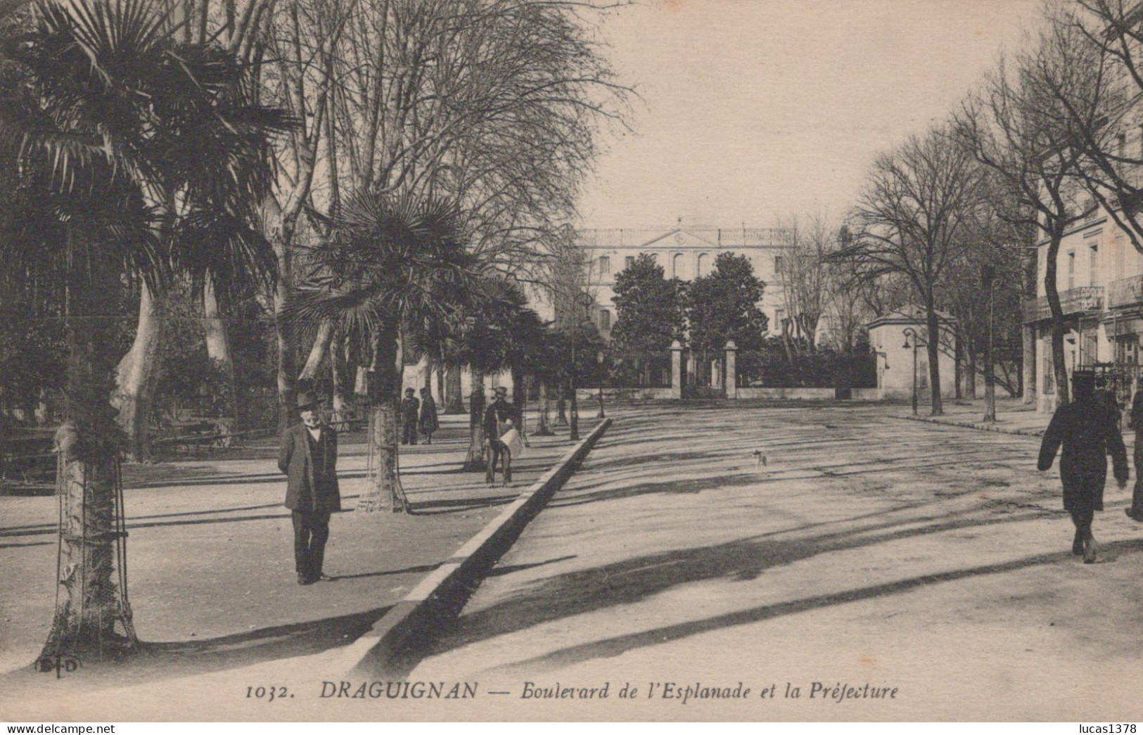 83 / DRAGUIGNAN / BOULEVARD DE L ESPLANADE ET LA PREFECTURE / ELD 1032 - Draguignan