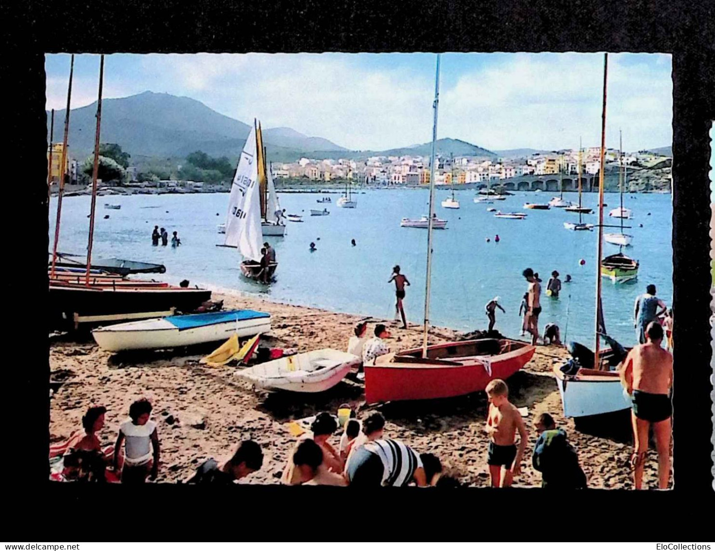 Cp, 66, Banyuls Sur Mer, La Plage Et Les Monts D'Espagne, Voyagée 1967, Ed. Cap - Banyuls Sur Mer