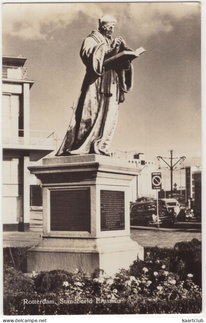 Rotterdam: CHEVROLET SEDAN '49-'52 - Standbeeld 'Erasmus' - (Holland) - 1957 - Toerisme