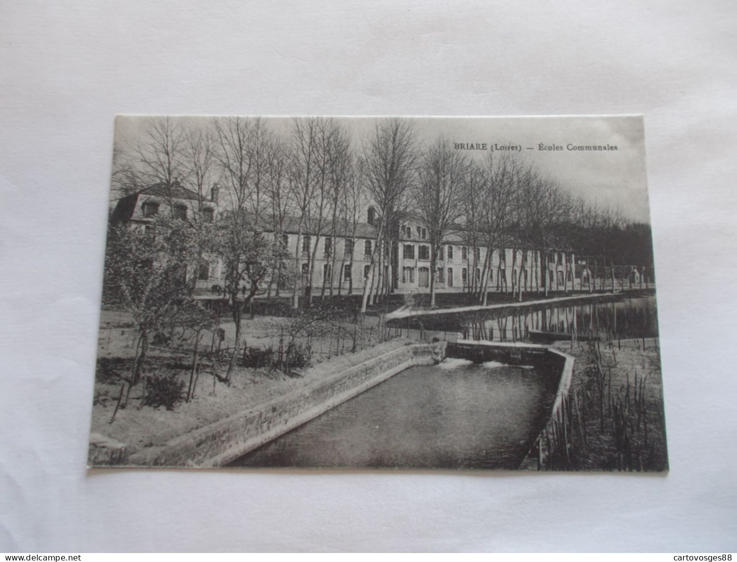 BRIARE ( 45 Loiret )  LES ECOLES COMMUNALES  1918 - Briare