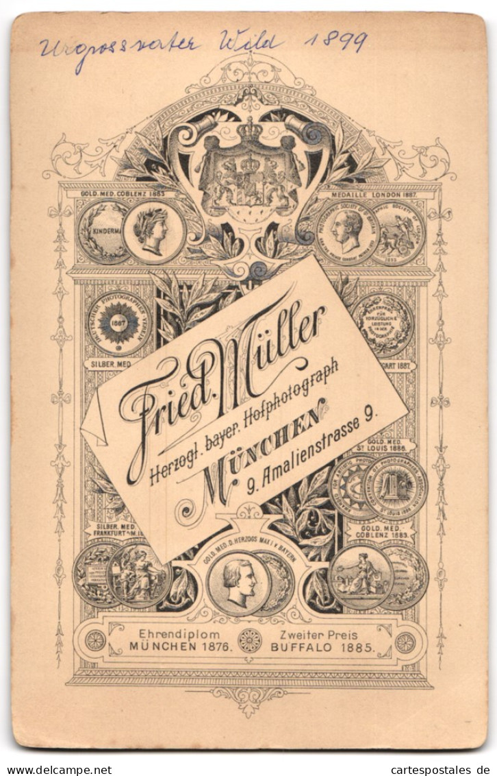 Fotografie Fried. Müller, München, Amalienstr. 9, Urgrossvater Wild Mit Brille Und Kinnbart, 1899  - Anonymous Persons