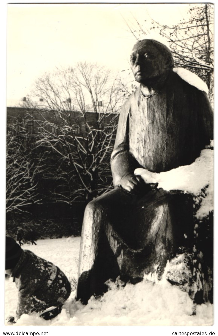 Fotografie Lucien - Regis Mat, Bruxelles, Ansicht Berlin - Prenzlauer Berg, Käthe Kollwitz Denkmal V. Prof. Gustav Se  - Lugares