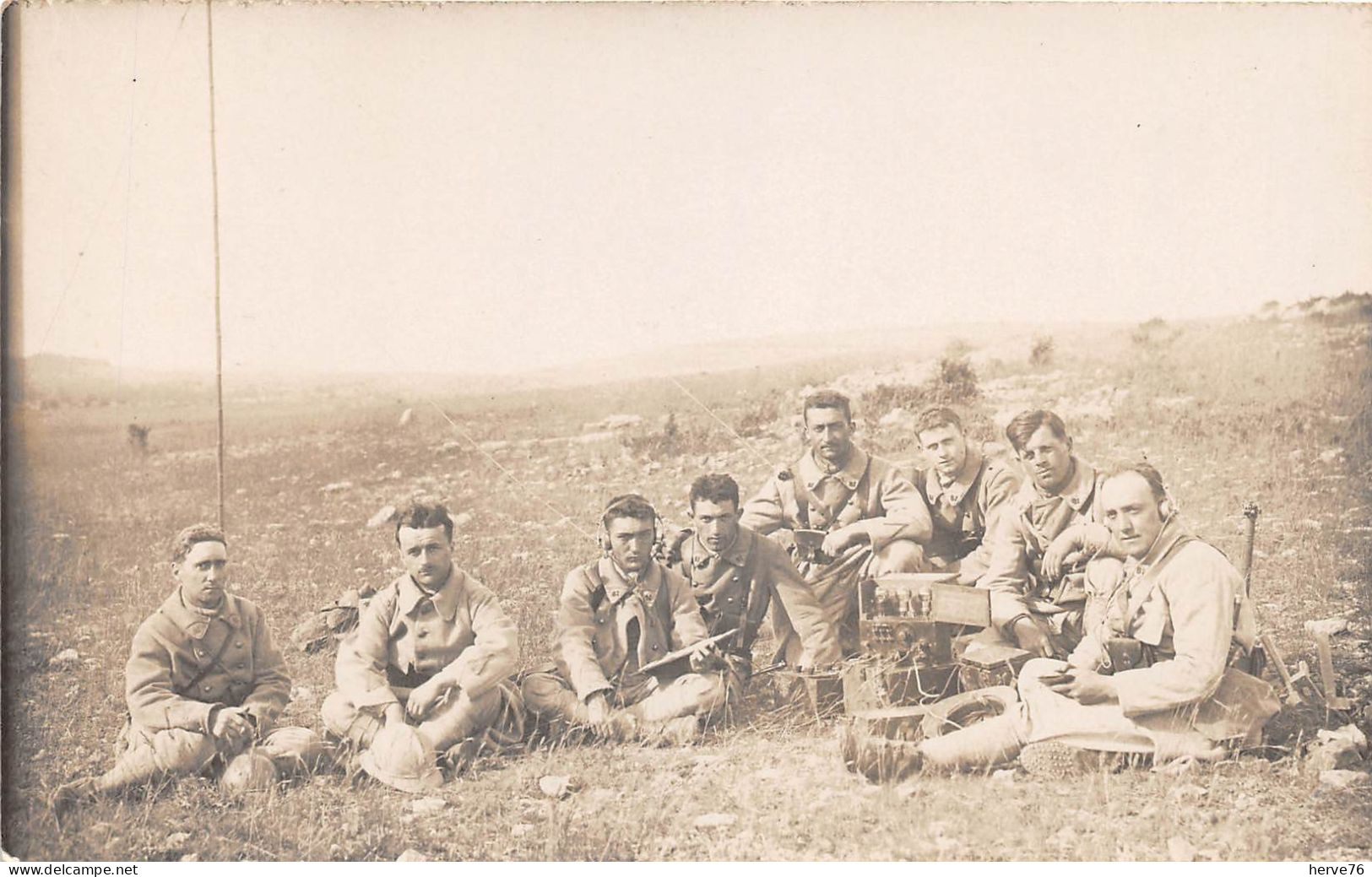 Militaria - Carte Photo - Soldats Du 81ème Régiment De Transmission - Régiments