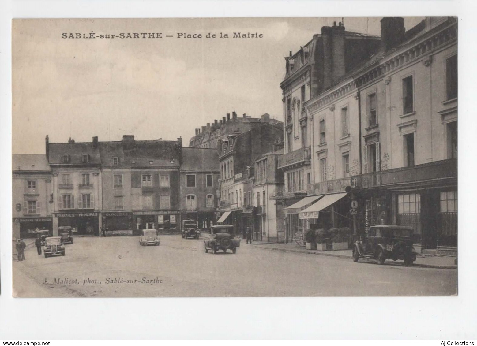 AJC - Sablé Sur Sarthe - Place De La Mairie - Sable Sur Sarthe