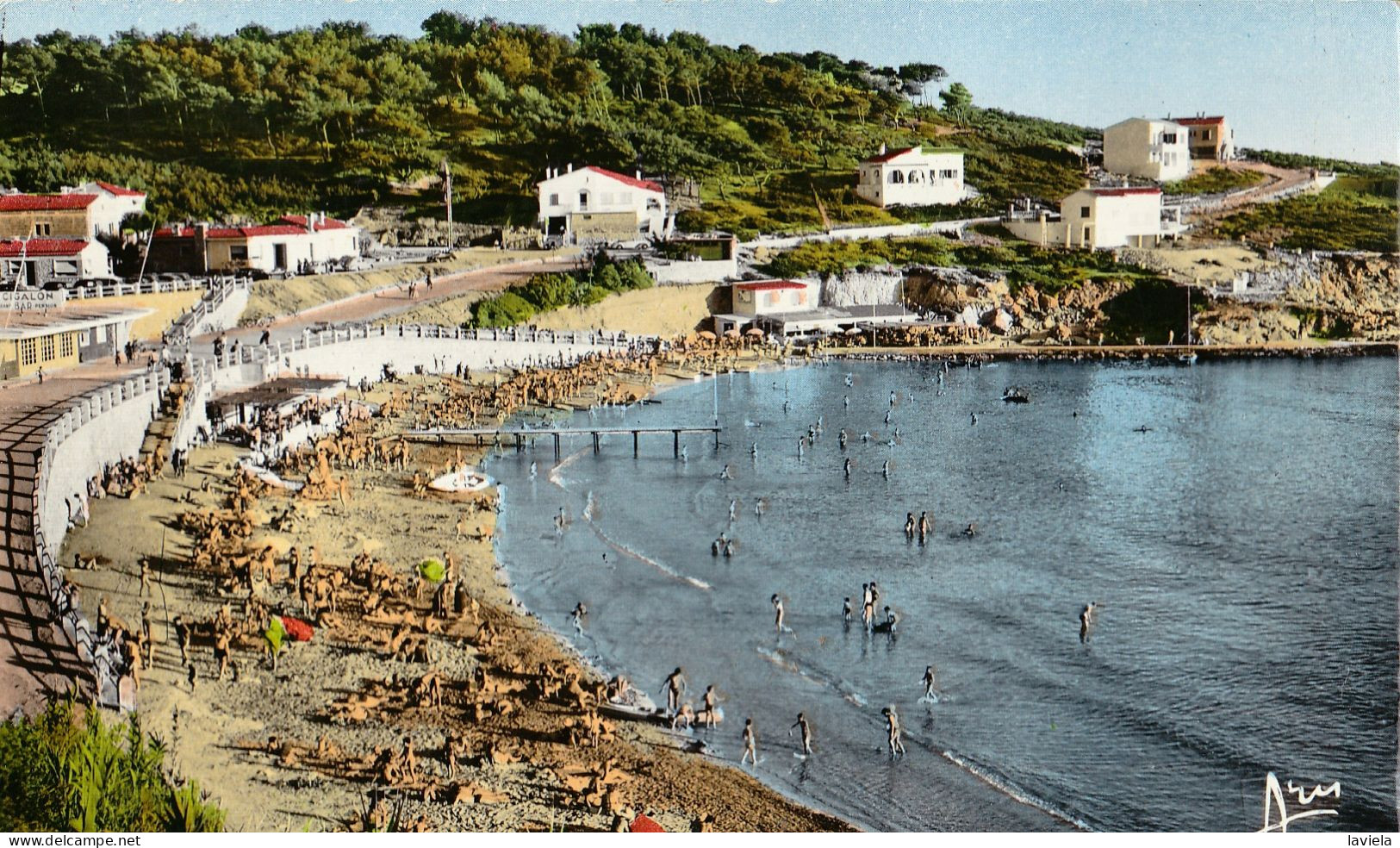 83 SANARY-SUR-MER - La Plage De Port Issol - Circulée 1958 - Sanary-sur-Mer